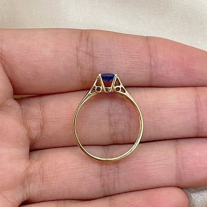 Anel Virtus em Ouro Amarelo 18K-750, com zircônia
