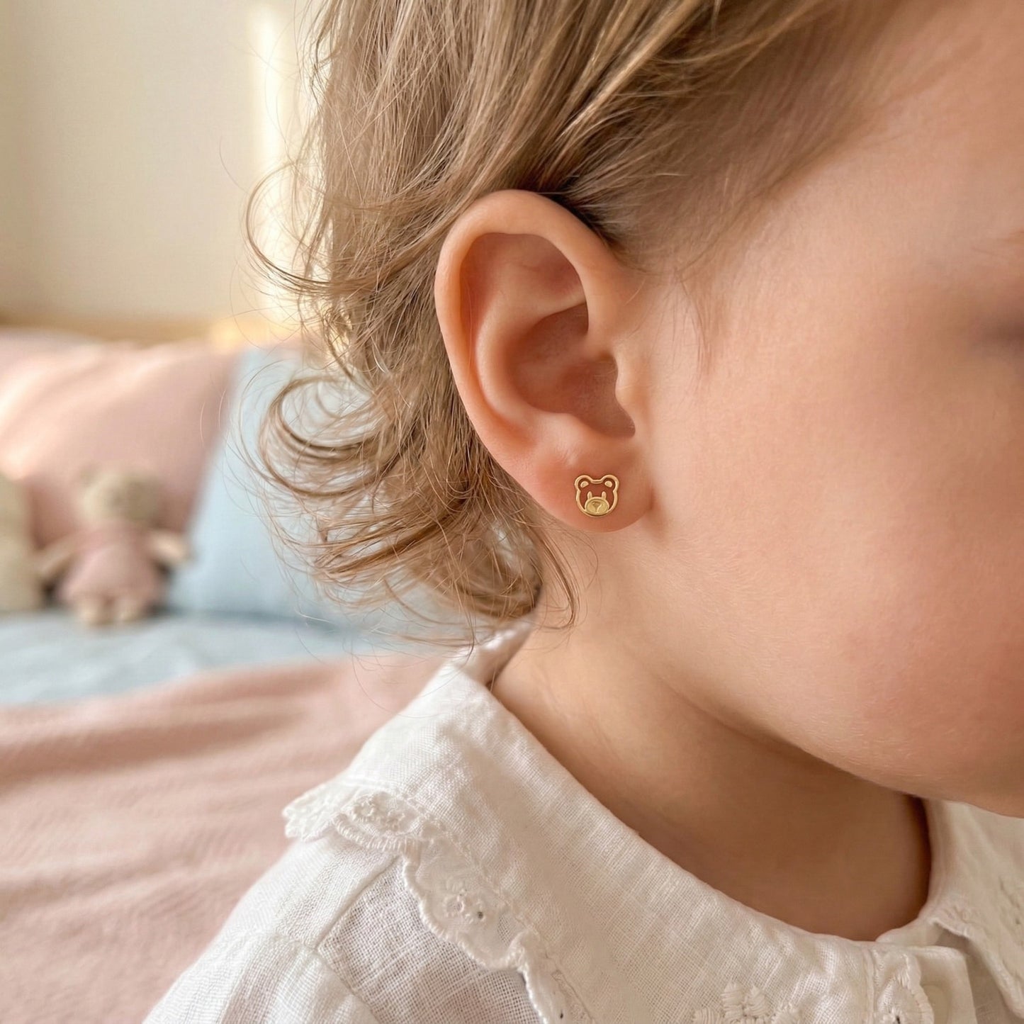 Brinco Infantil Urso com Resina em Ouro Amarelo 18k