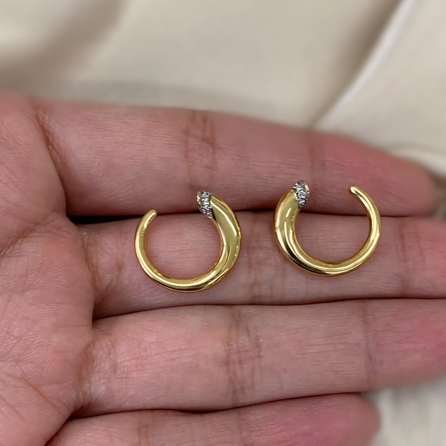 Brinco Luar Coleção Zéfiro em Ouro Amarelo 18k-750