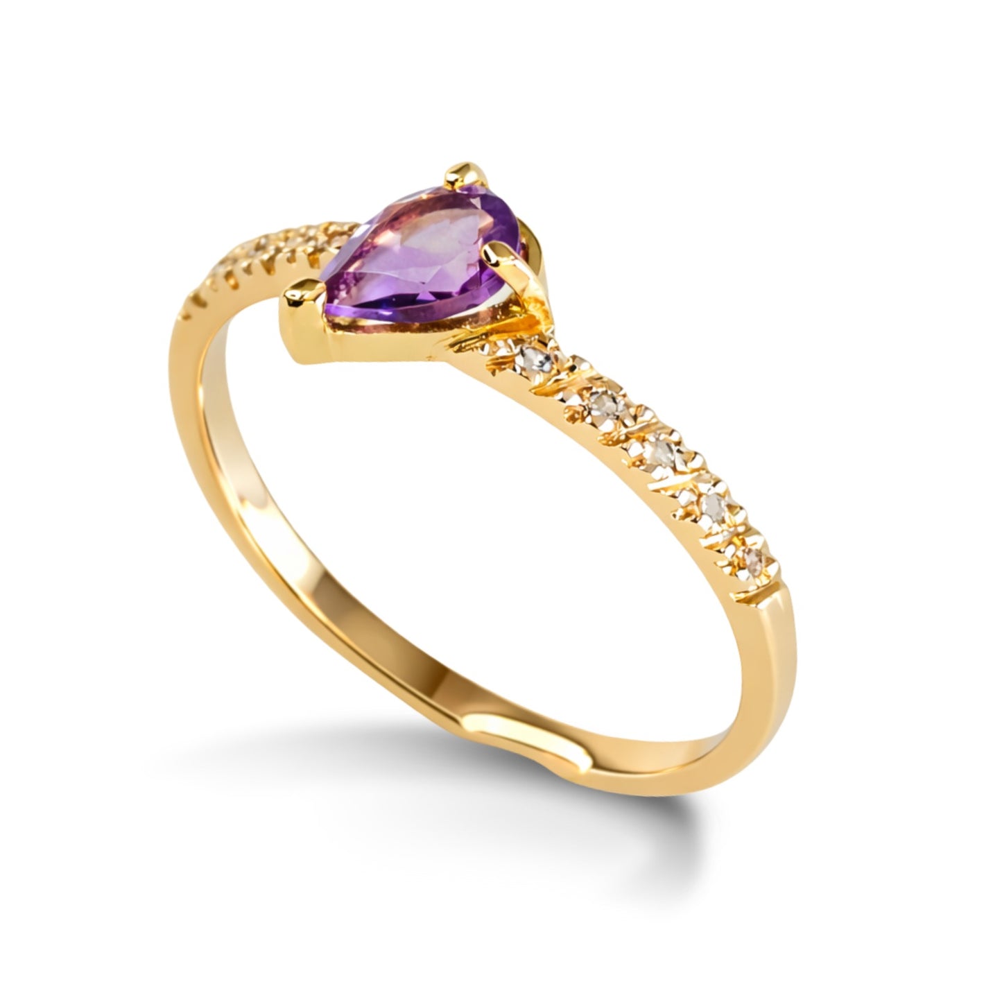 Anel Lavanda em Ouro Amarelo 18K-750, com ametista e topázios brancos
