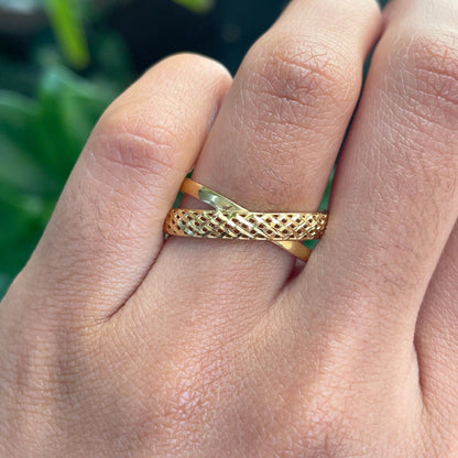 Anel Aevum em Ouro Amarelo 18K-750