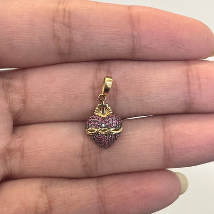 Pingente Sagrado Coração de Jesus em Ouro amarelo 18K, Cravejado com Zircônias vermelhas