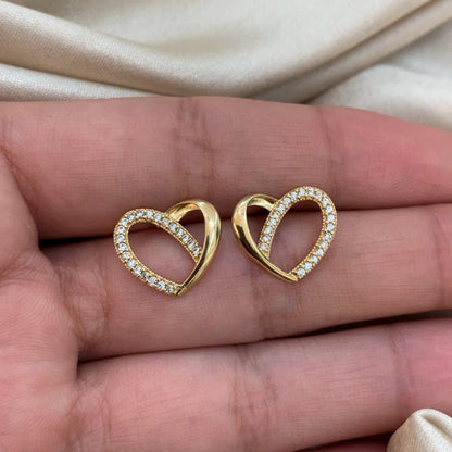 Brinco Stella em Ouro Amarelo 18k, com zircônias