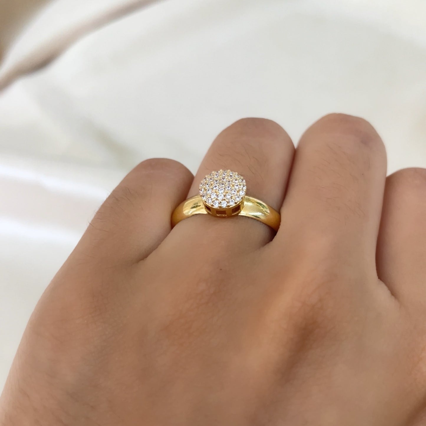 Anel Chuveiro Splendor em Ouro Amarelo 18K-750, com zircônias