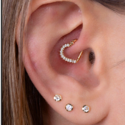 Piercing Daith Coração em Ouro Amarelo 18k-750 - Orelha Esquerda Cartilagem