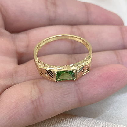 Anel Vanguard em Ouro Amarelo 18K-750, com zircônias