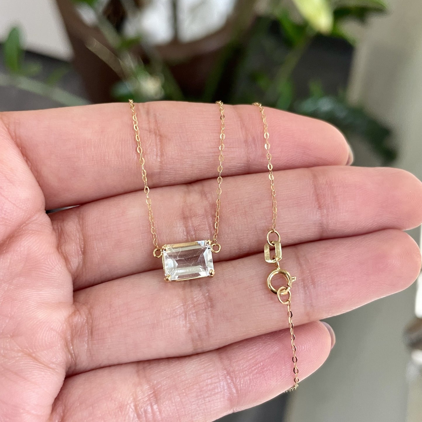 Gargantilha Azur em Ouro Amarelo 18k, com água-marinha