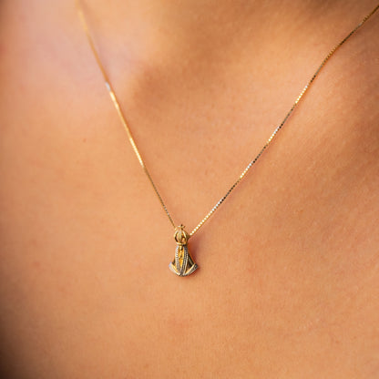 Pingente Nossa Senhora Aparecida Mini Com Detalhe Rodinado em Ouro Amarelo 18k-750
