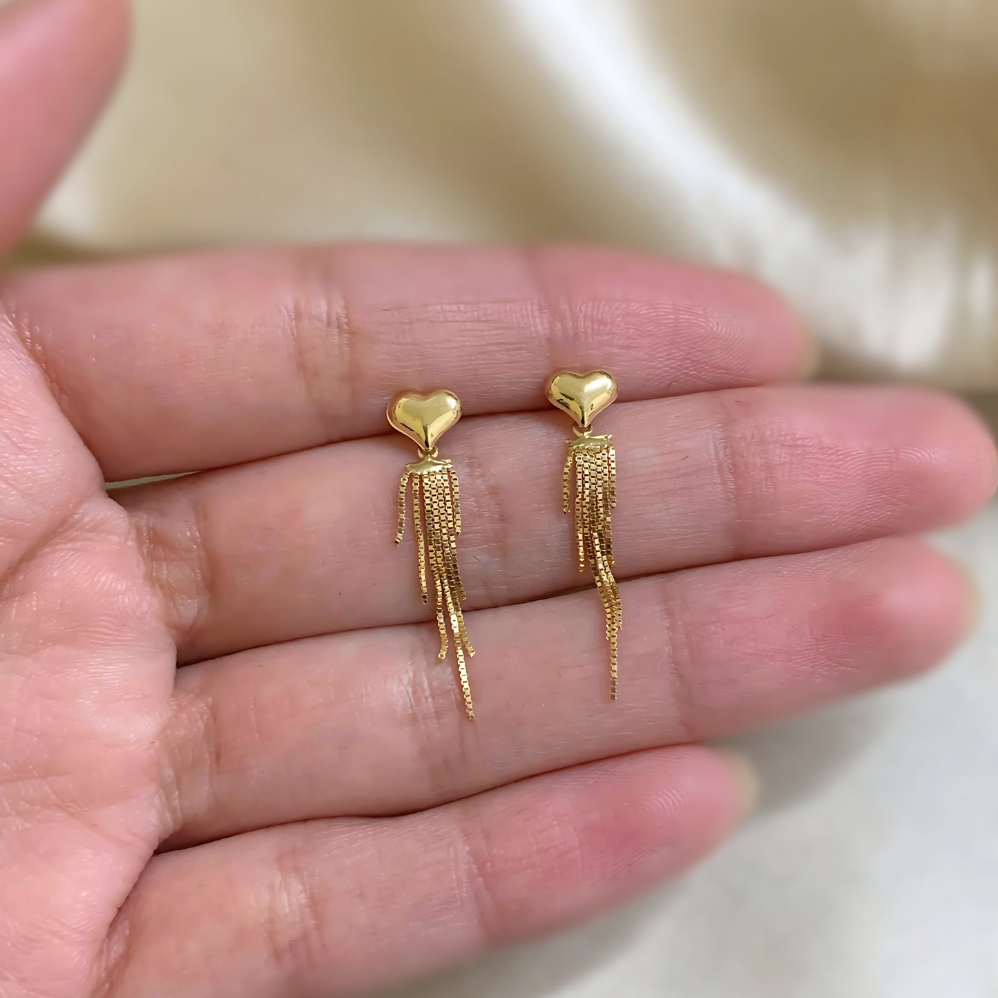 Brinco Coração com Franja em Ouro Amarelo 18k-750