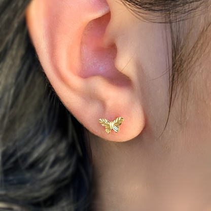 Brinco Borboleta em Ouro Amarelo 18k-750