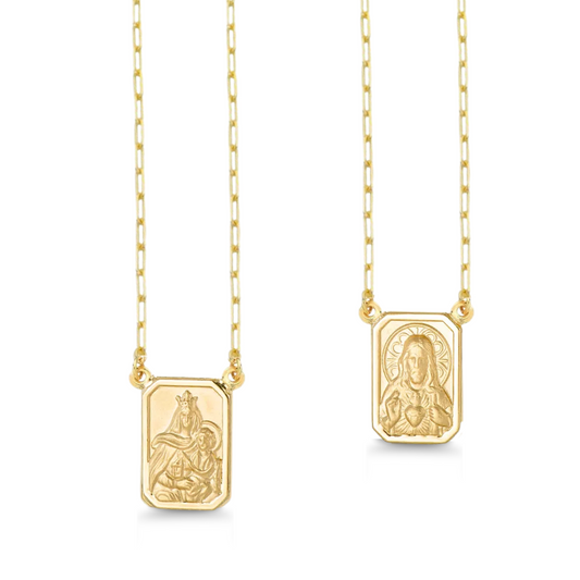 Escapulário em Ouro Amarelo 18K – Medalhas Retangulares Dupla Face Corrente Cadeado