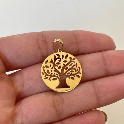 Pingente Medalha Redonda Árvore da Vida Vazada em Ouro Amarelo 18K-750