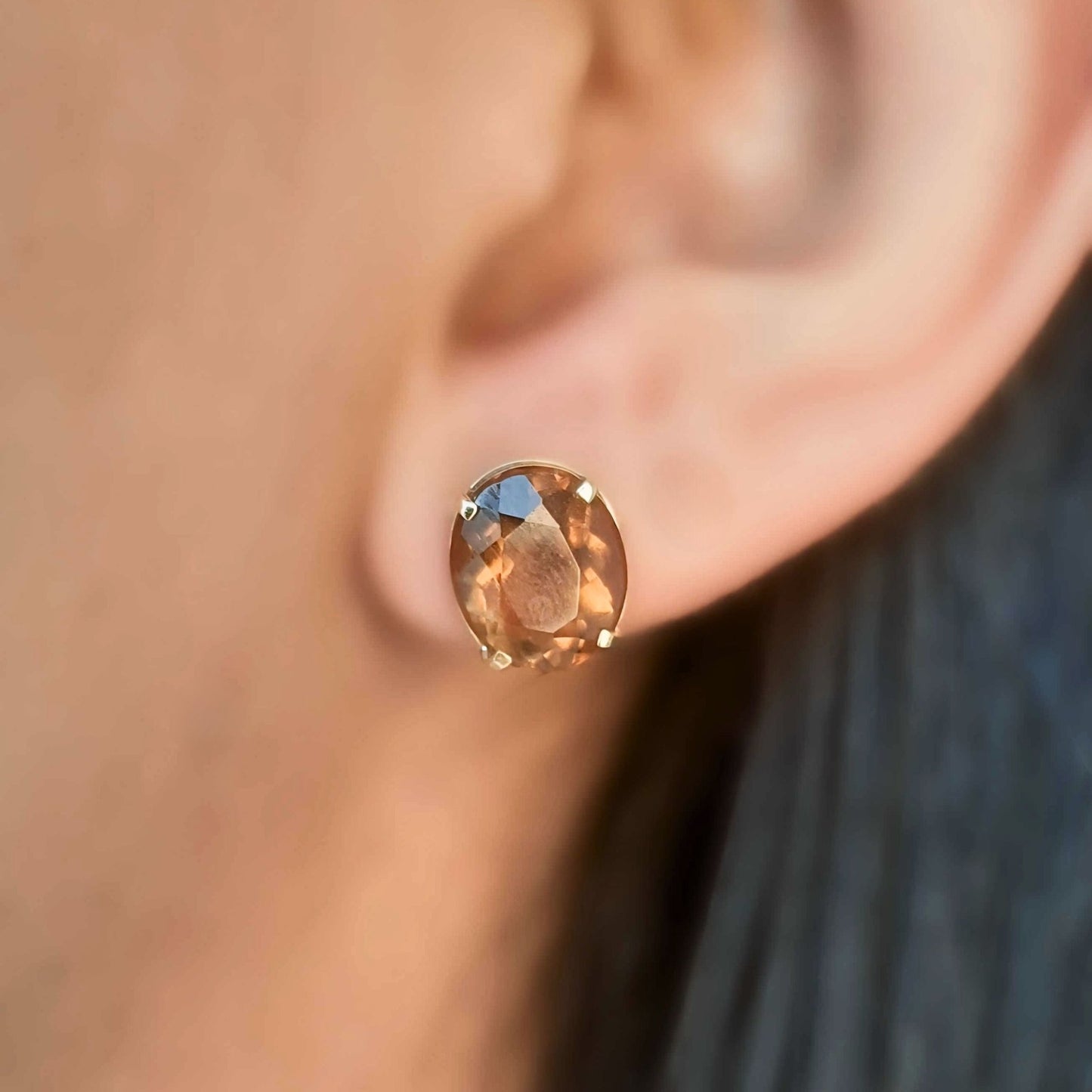 Brinco Citrino Oval em Ouro Amarelo 18K-750