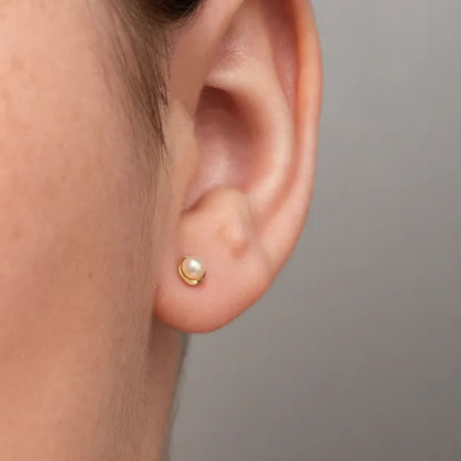 Brinco Rococó Perola 3mm em Ouro Amarelo 18k-750&nbsp;