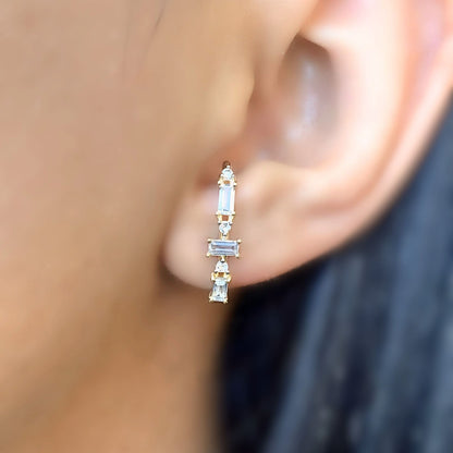 Brinco Ethereal com Topázios Brancos em Ouro Amarelo 18k-750