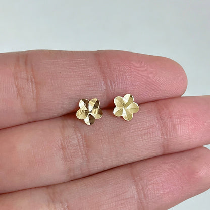 Brinco Flor Diamantada em Ouro Amarelo 18K-750