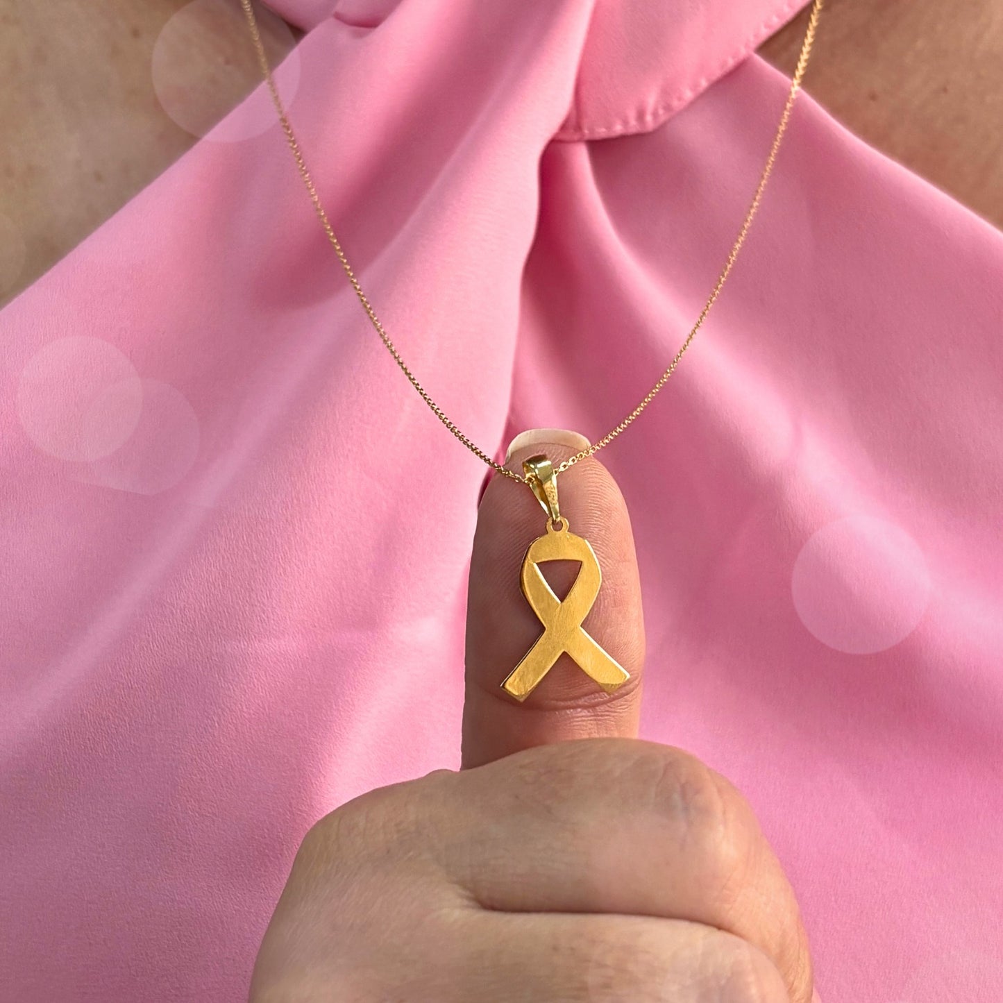 Pingente Outubro Rosa em Ouro Amarelo 18K-750&nbsp;