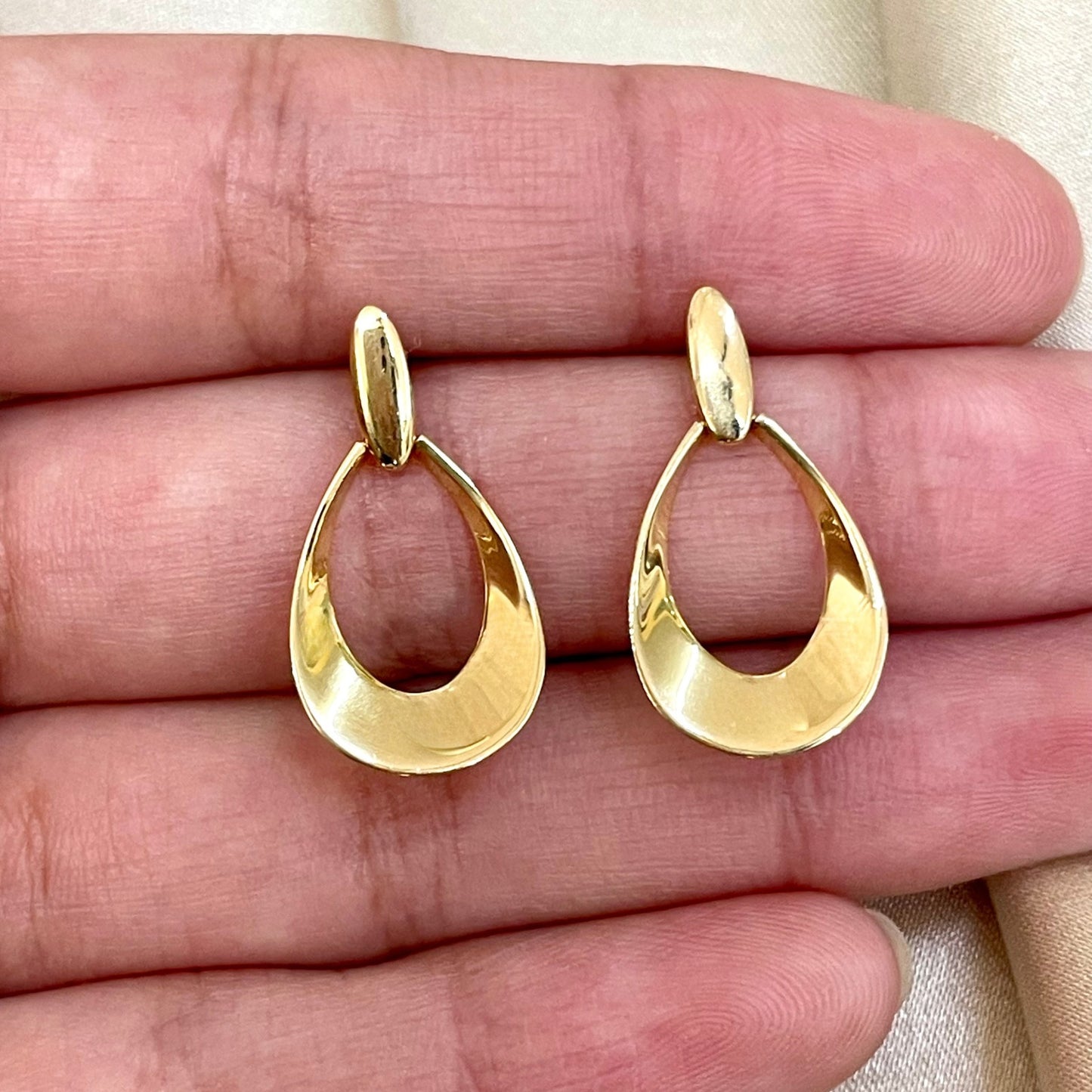 Brinco Aquá em Ouro Amarelo 18K-750