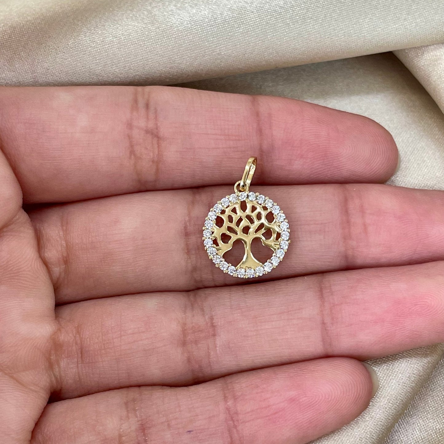 Pingente Árvore da Vida em Ouro Amarelo 18K, com zircônias