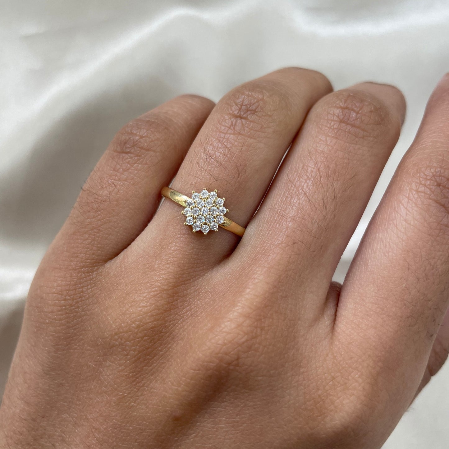 Anel Bellíssima em Ouro Amarelo 18K-750