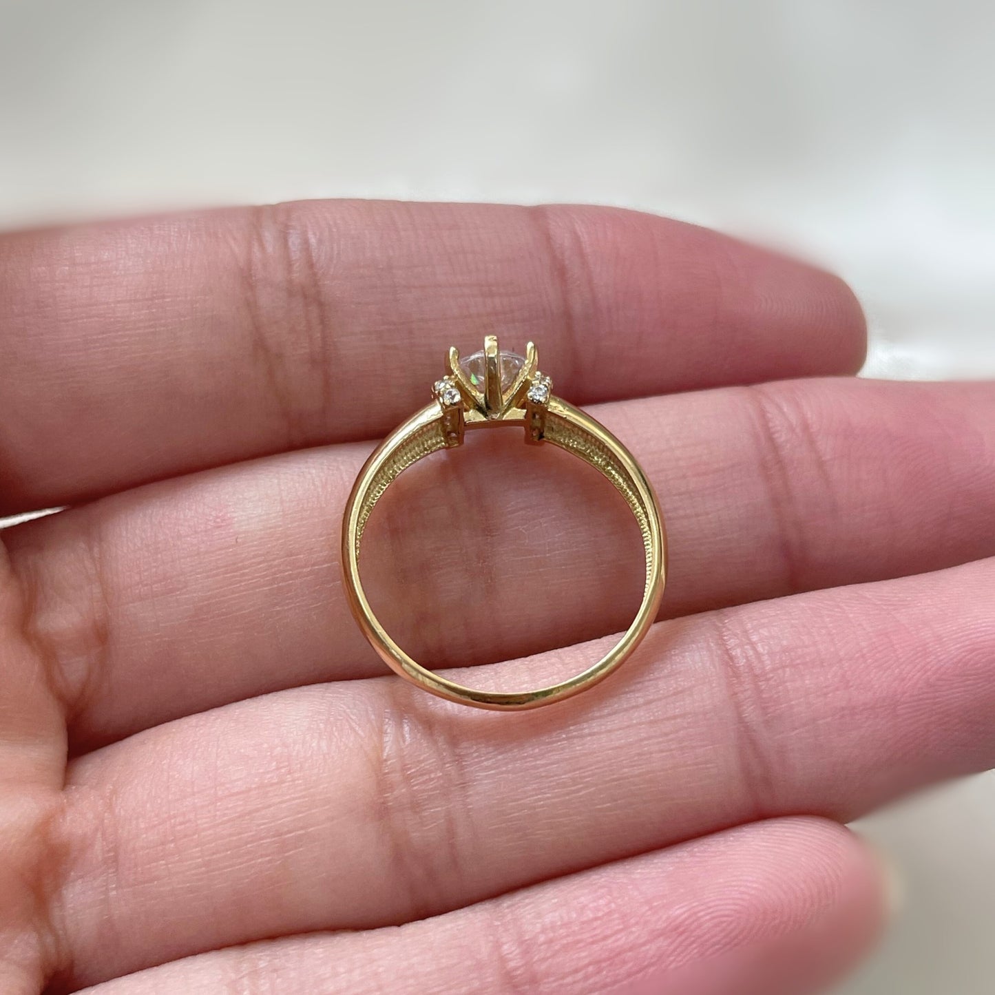Anel Étoile em Ouro Amarelo 18K-750