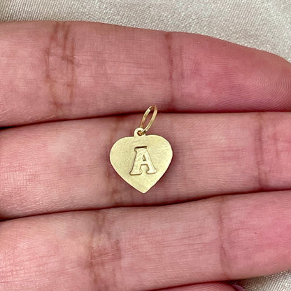 Pingente Coração Letra A Diamantado em Ouro Amarelo 18K
