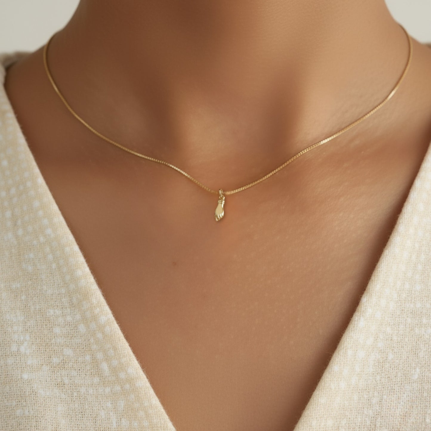 Pingente em Ouro Amarelo 18k - Figa Dupla Mini