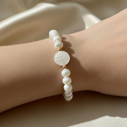 Pulseira de Pérolas Barrocas com medalha de São Bento em Ouro 18K-750