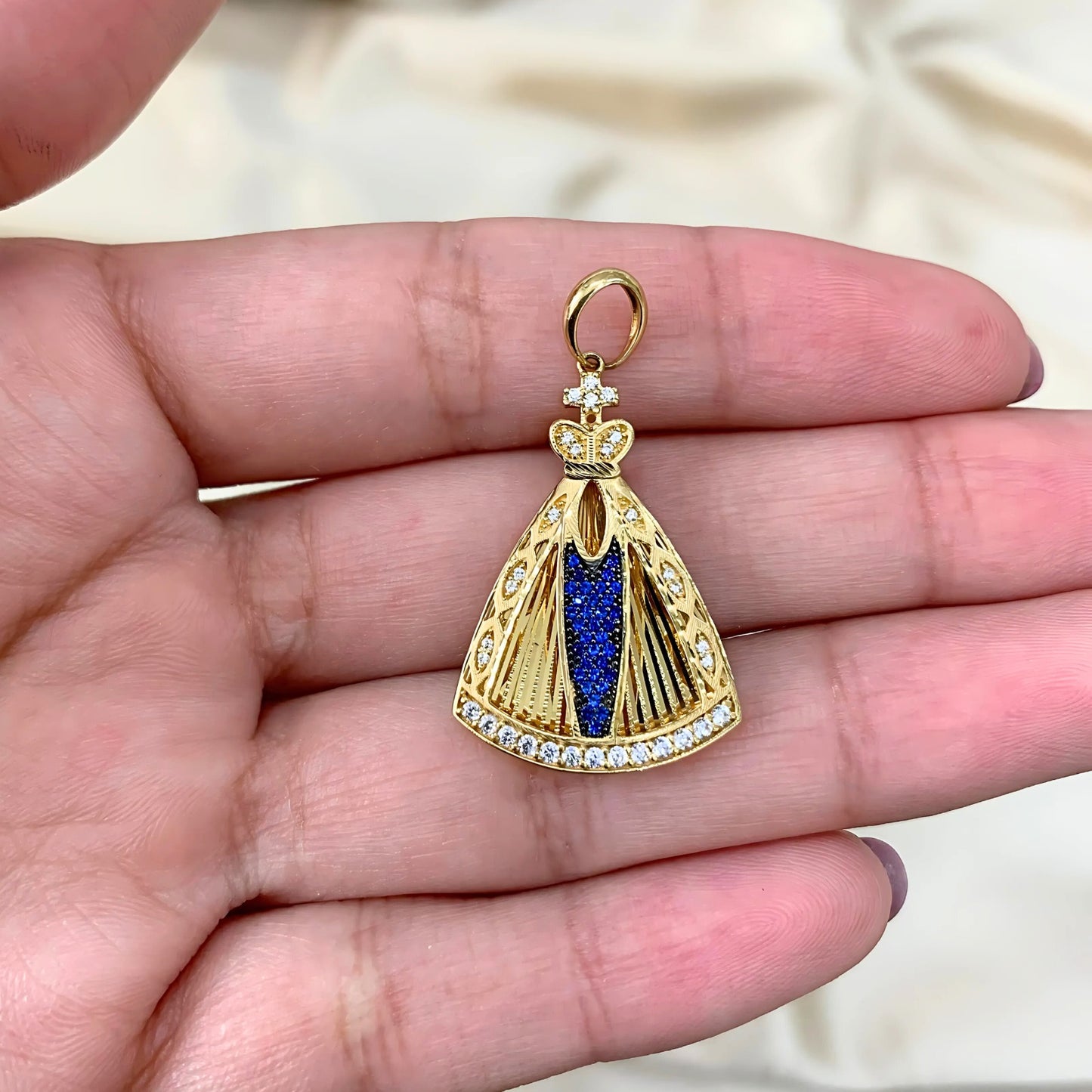 Pingente Nossa Senhora Aparecida em Ouro Amarelo 18K-750