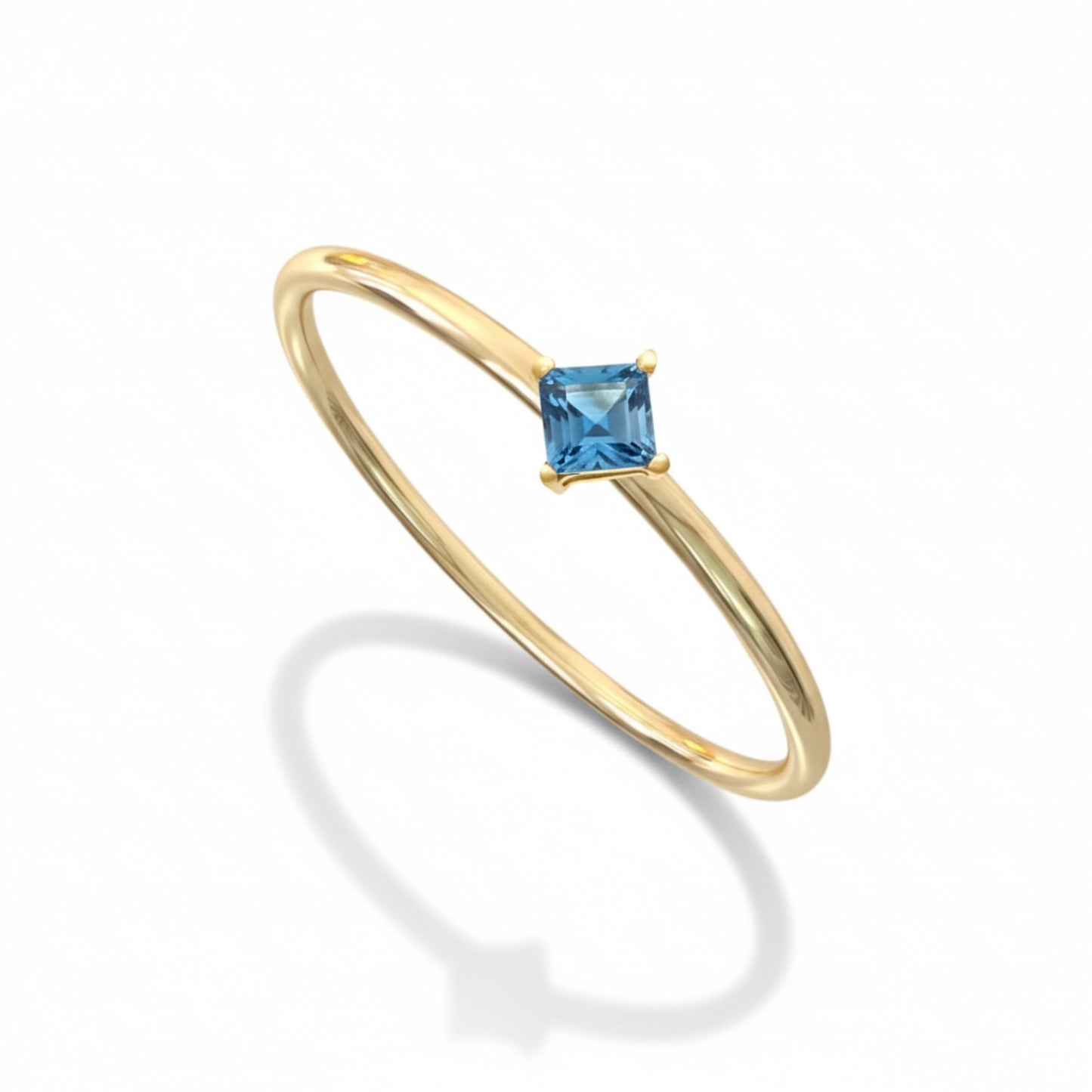 Anel Topázio London Coleção Doze Essências em Ouro Amarelo 18K-75