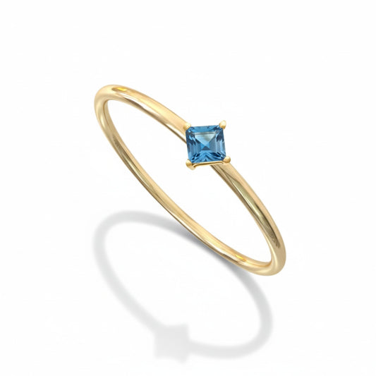 Anel Topázio London Coleção Doze Essências em Ouro Amarelo 18K-75