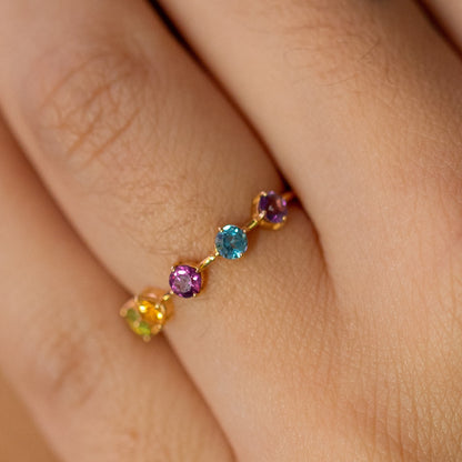 Anel Meia Aliança com Pedras Naturais em Ouro Amarelo 18K-750