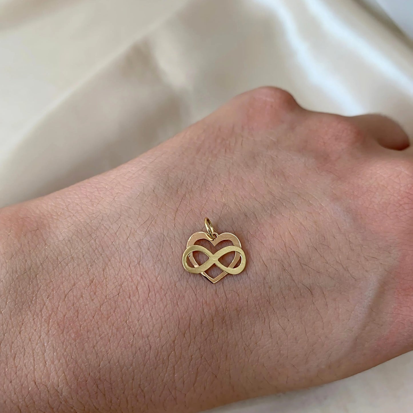 Pingente Coração com Infinito Bicolor em Ouro 18K