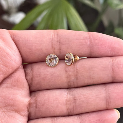 Brinco Celeste em Ouro Amarelo 18K, com topázios sky