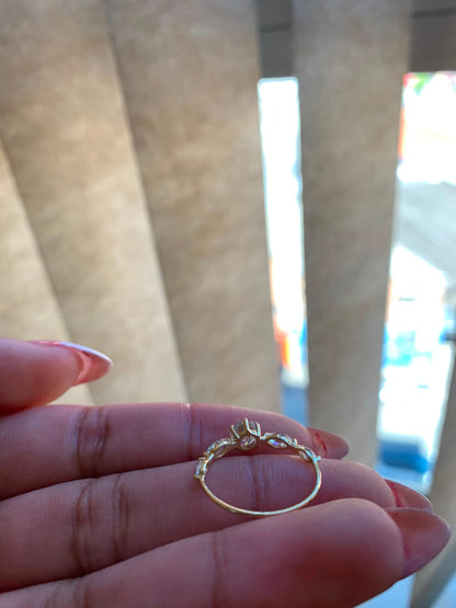 Anel Sofie com 5 moissanites