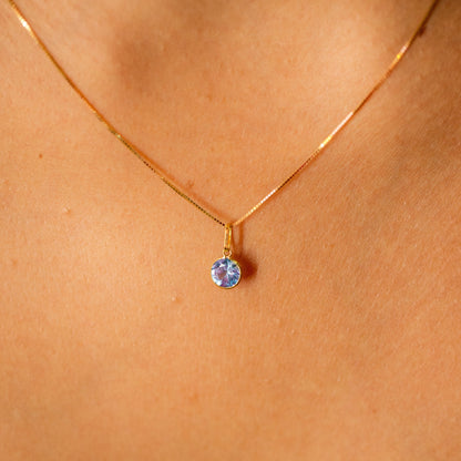 Pingente Ponto de Luz com Zircônia Branca de 6 mm Em Ouro Amarelo 18K