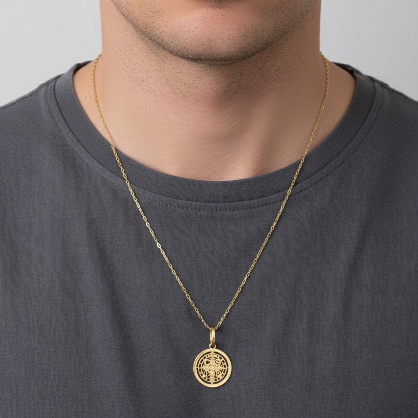 Pingente Medalha de São Bento em Ouro Amarelo 18k-750