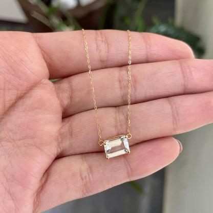 Gargantilha Azur em Ouro Amarelo 18k, com água-marinha