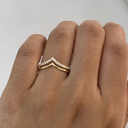 Anel Double V em Ouro Amarelo 18K-750