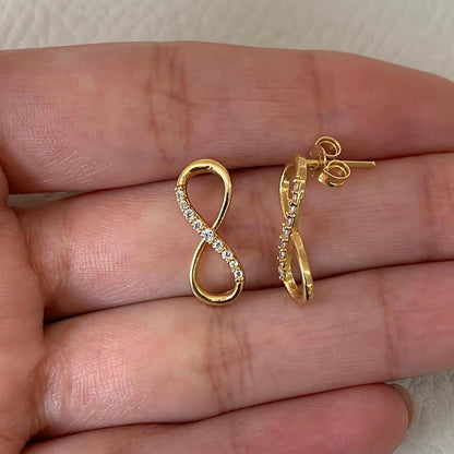 Brinco infinito em Ouro Amarelo 18K