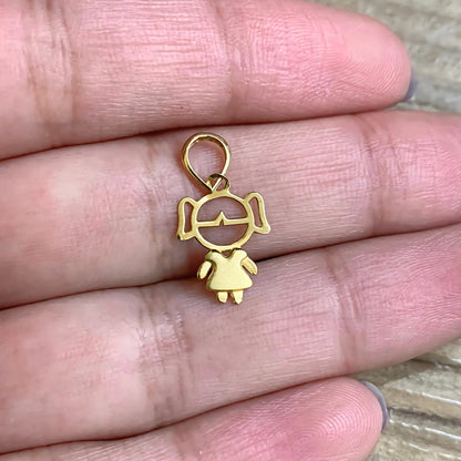 Pingente Menina Vestido Fosco em Ouro Amarelo 18K-750