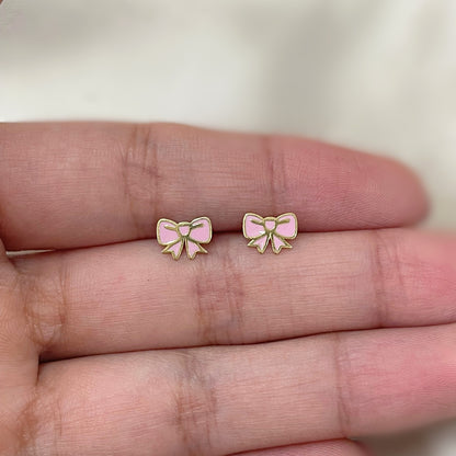 Brinco Laço em Ouro 18K com Resina Rosa