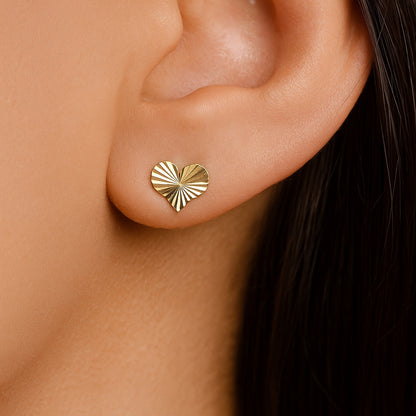 Brinco Coração Plissado em Ouro Amarelo 18K-750