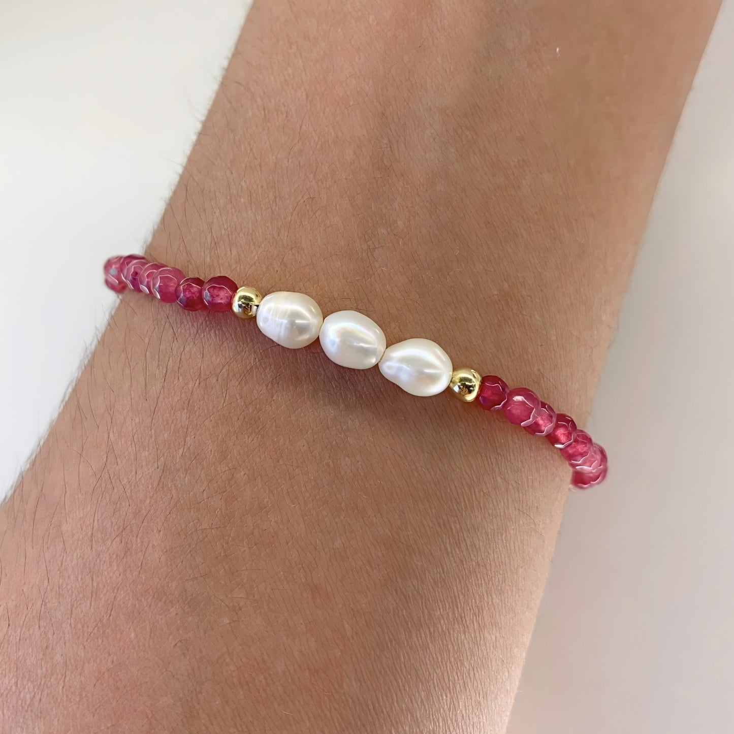 Pulseira com Pérolas Barrocas e Jade em Ouro 18K-750