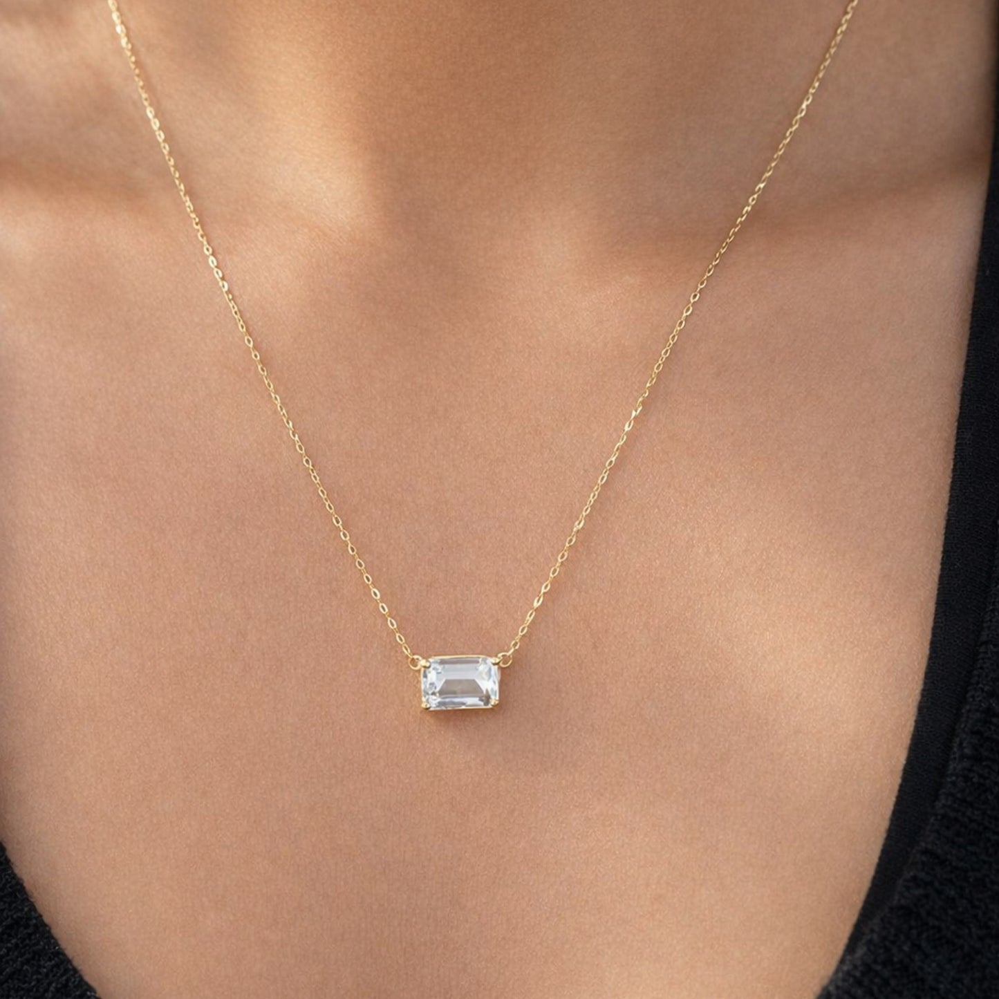 Gargantilha Azur em Ouro Amarelo 18k, com água-marinha