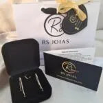 Par de Franja em Veneziana Tripla com Bolinhas Nas Pontas em Ouro Amarelo 18K-750