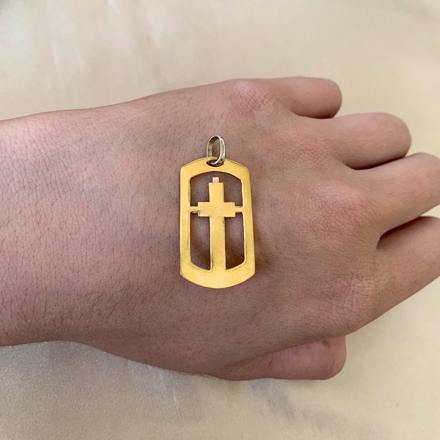 Pingente Cruz Tubulada Bicolor em Ouro 18K-750